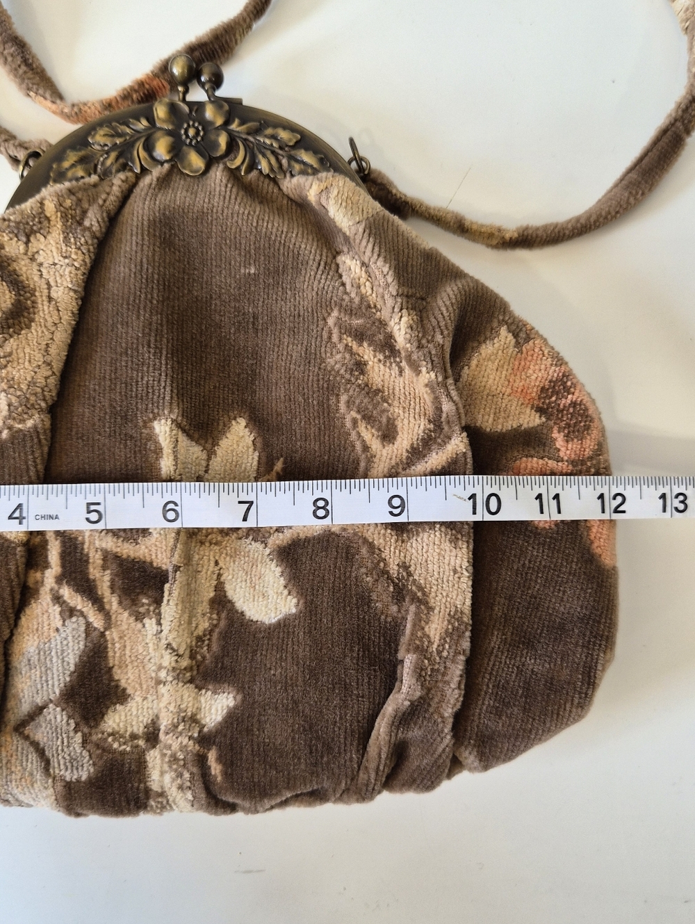 Vintage Carpetbag Brown Velvet Floral Crossbody Bag - Picture 12 of 14